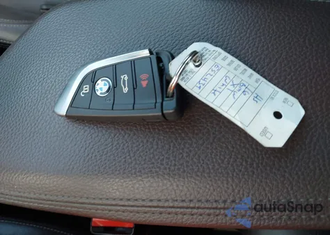 2016 BMW X1 xDrive28I из США, поврежденный, VIN WBXHT3C34G5E52439